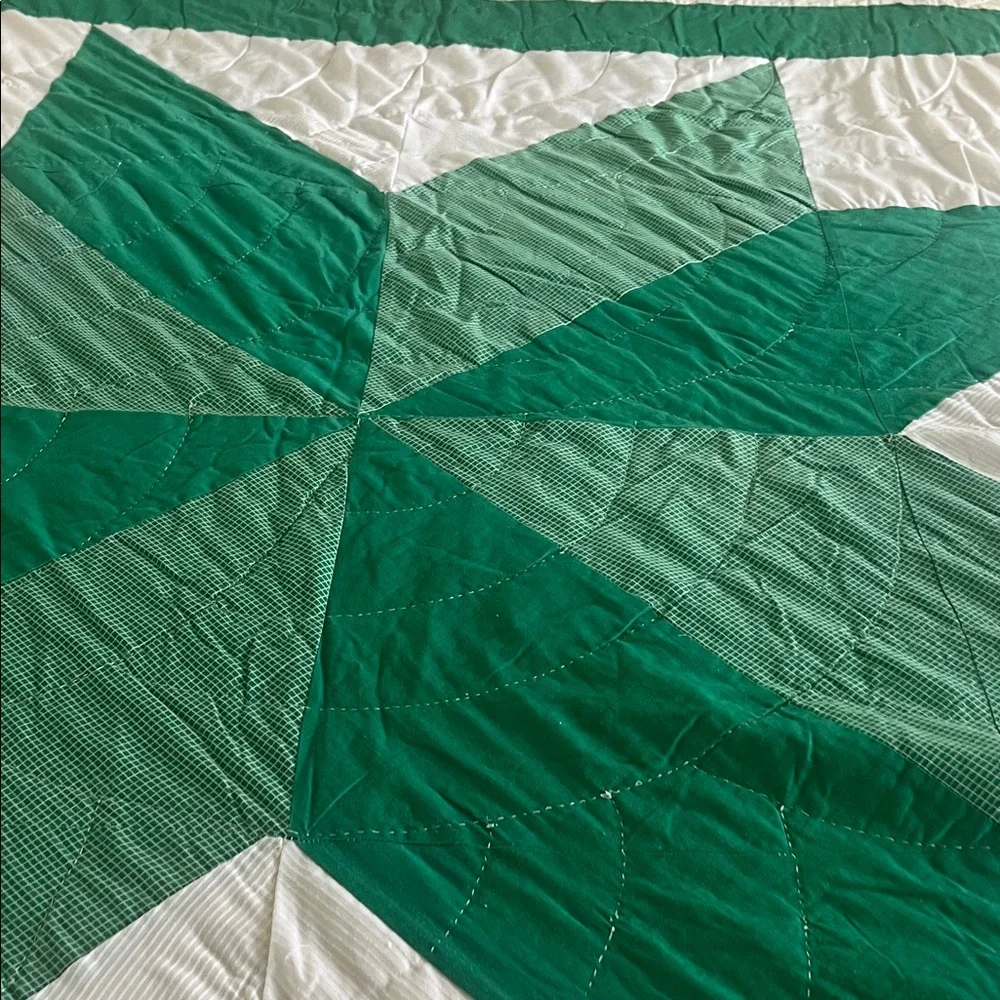 HANDMADE VIntage LONE STAR 8 point Star Pattern QUILT - Picture 4 of 17